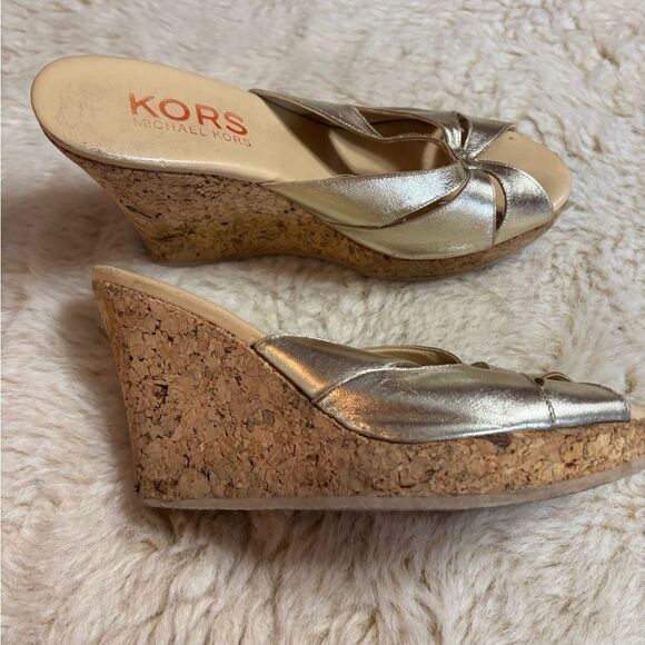 Vintage Y2K Michael Kors Gold Wedge Sandals - Picture 6 of 10